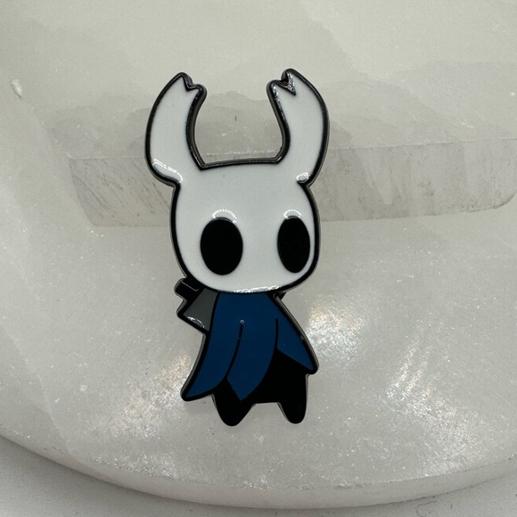 Hollow Knight Retro Cartoon Enamel Pin Brooch - Picture 4 of 6